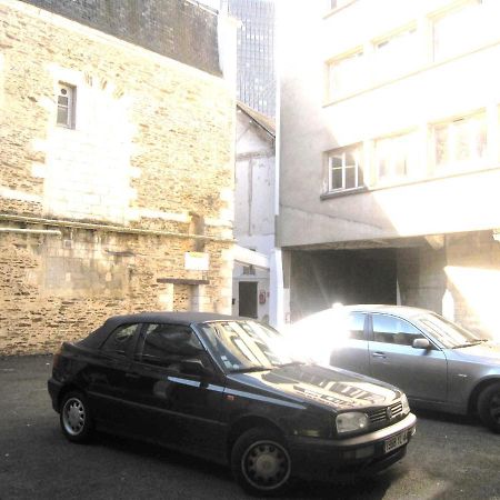 Hotel Des 3 Marchands Nantes Bagian luar foto