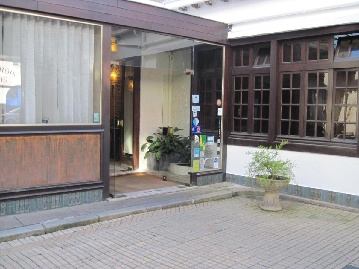Hotel Des 3 Marchands Nantes Bagian luar foto